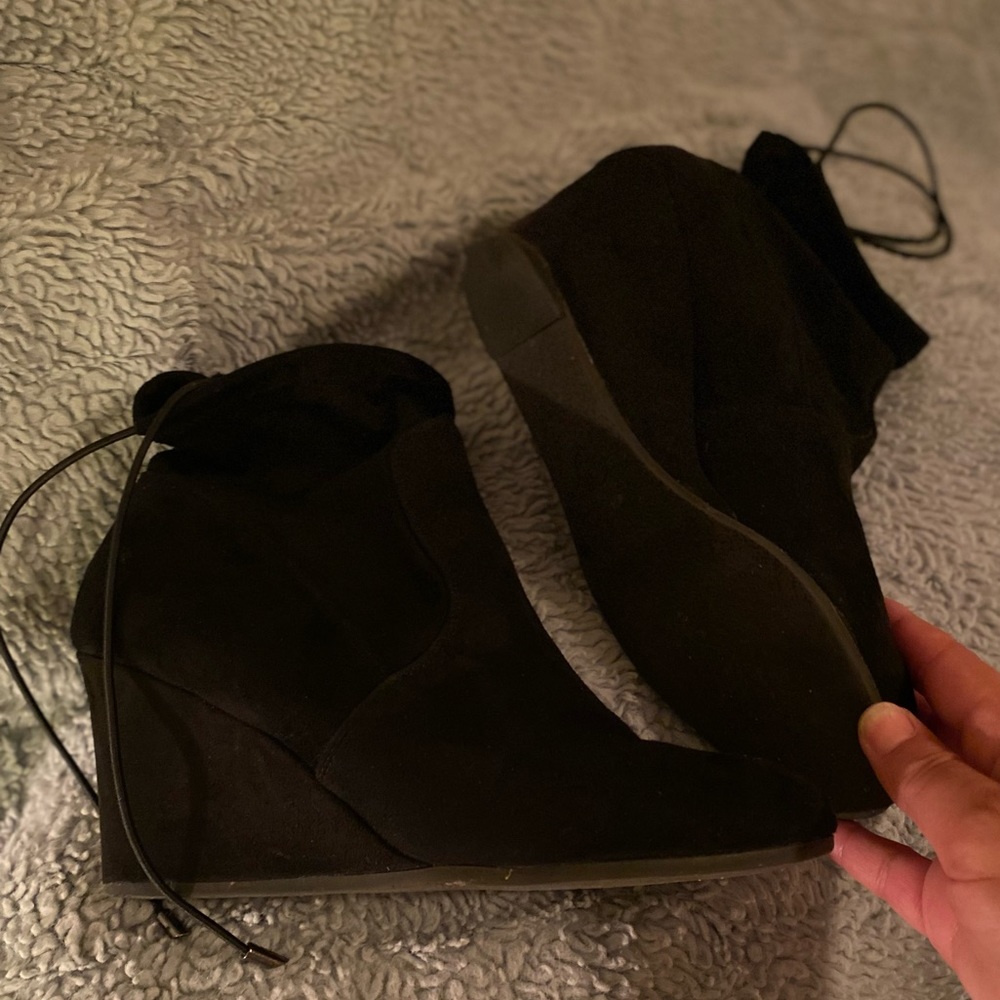 Bootie wedge - perfect for fall!